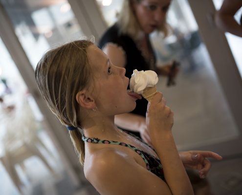 schoolreisje lekker wat eten bij de ijzeren man