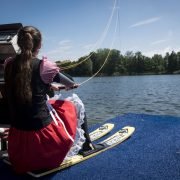 waterskiën bij zwembad en waterskibaan de IJzeren Man