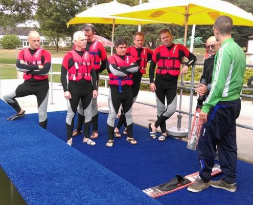 bedrijfsuitje bij zwembad en waterskibaan de IJzeren Man